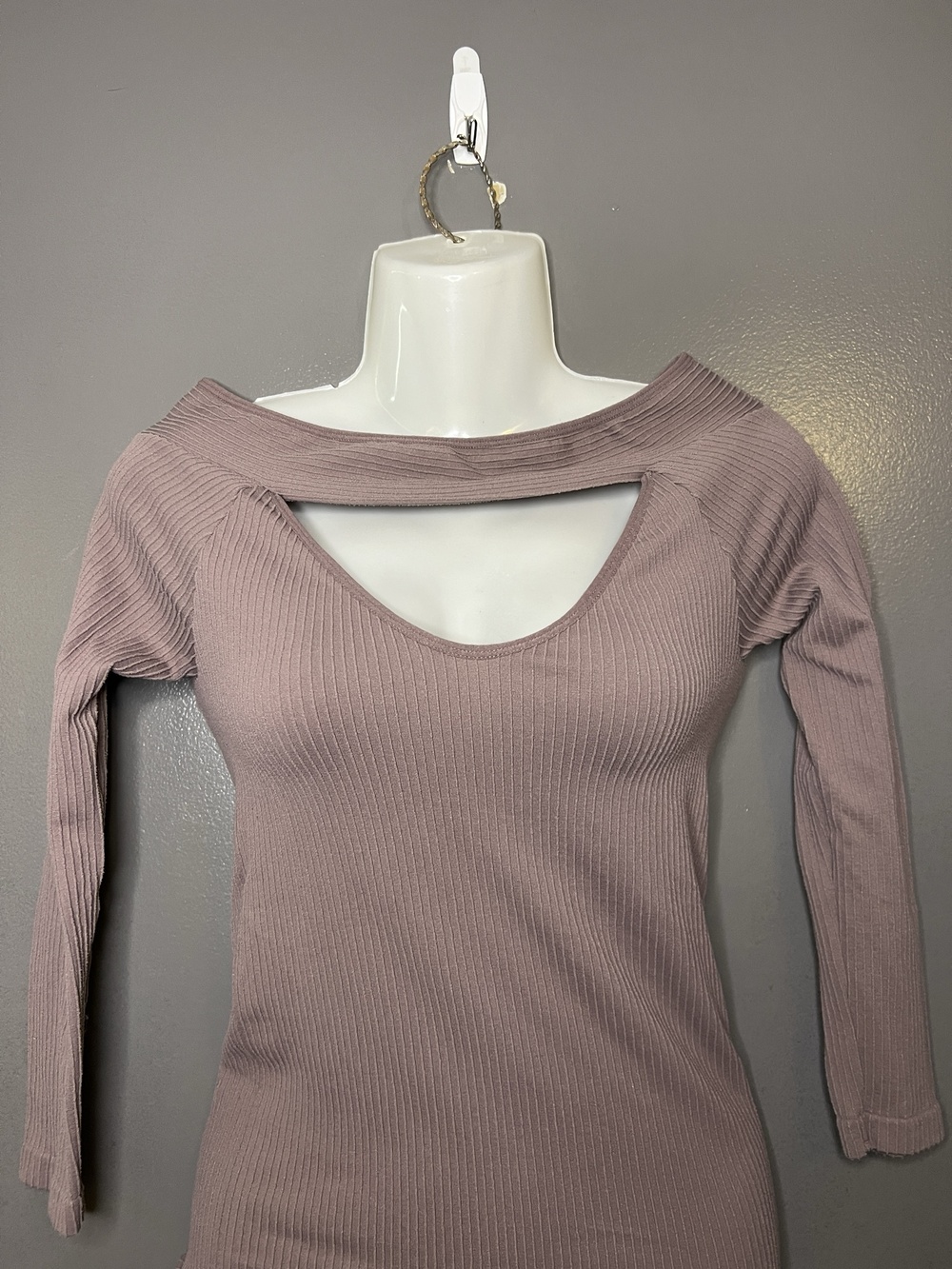 Free People Shirt Womens M/L Purple Off Shoulder Cutout Ribbed Long Sleeve Top